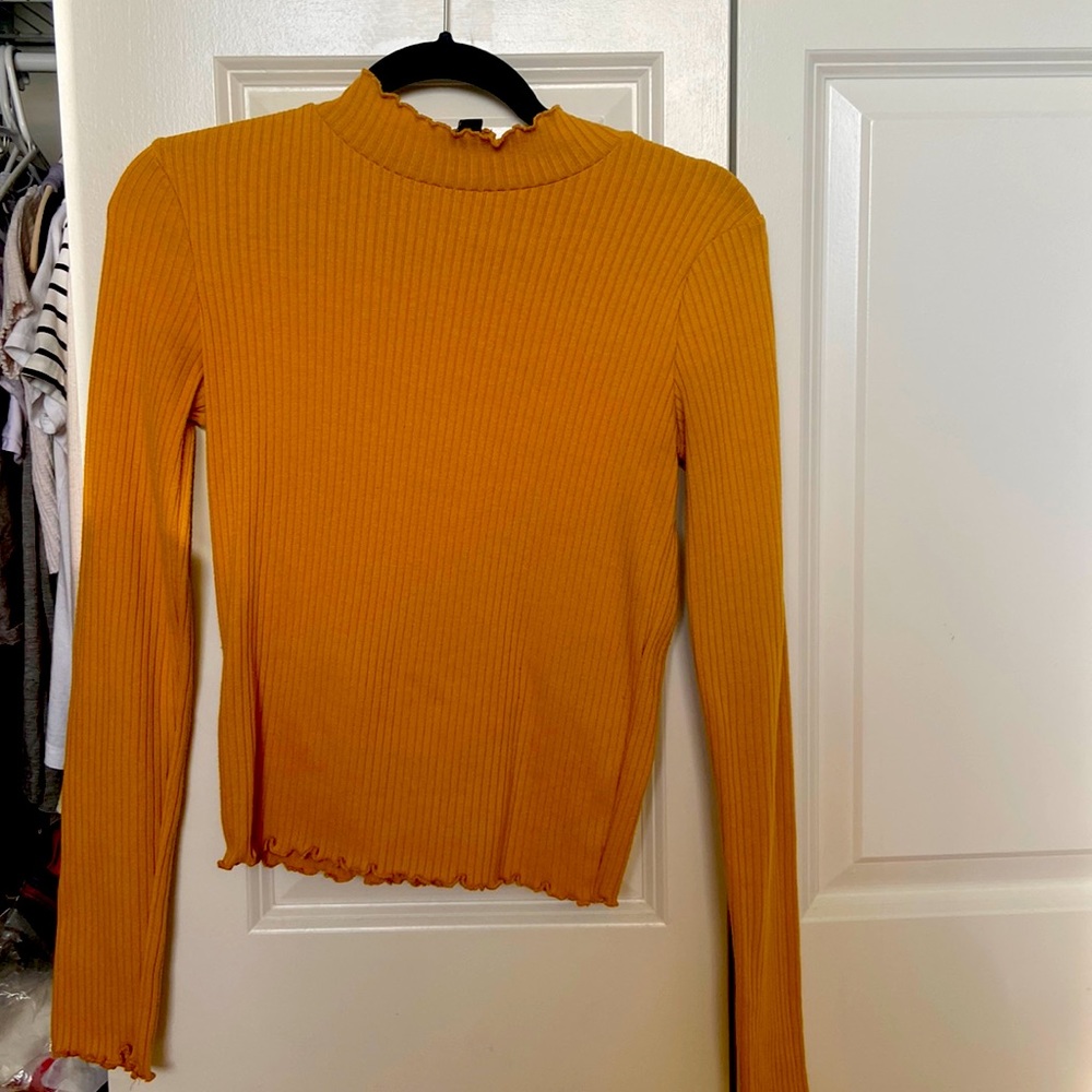 Yellow sweater